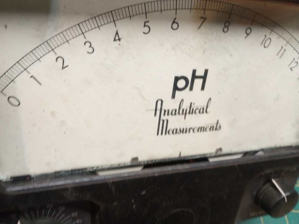 Vintage Ph Meter