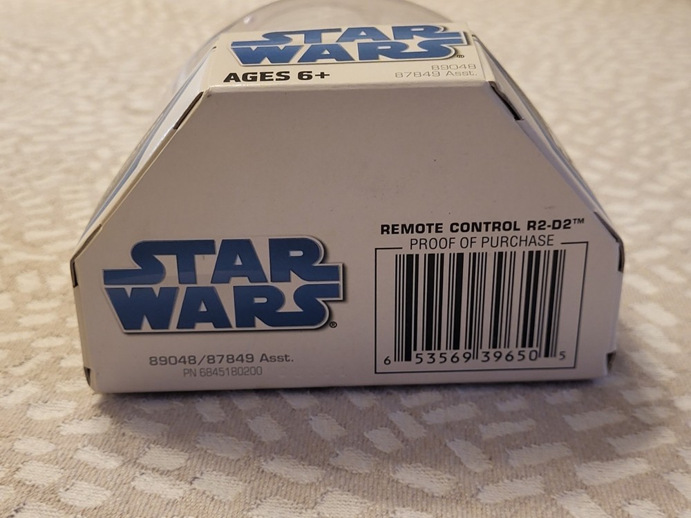 Remote Control R2-D2 2008 Star Wars Target Exclusive MIB