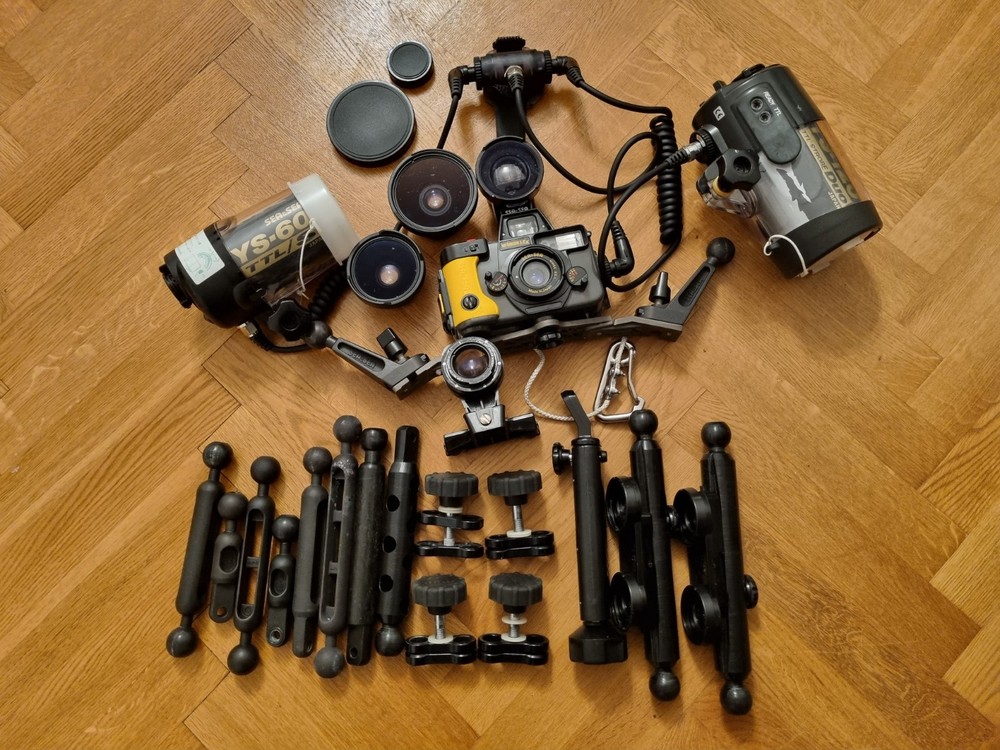 underwater diving camera