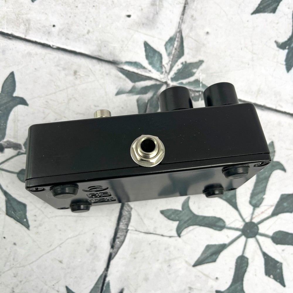 Electro-Harmonix Satisfaction Plus Fuzz Pedal #0413