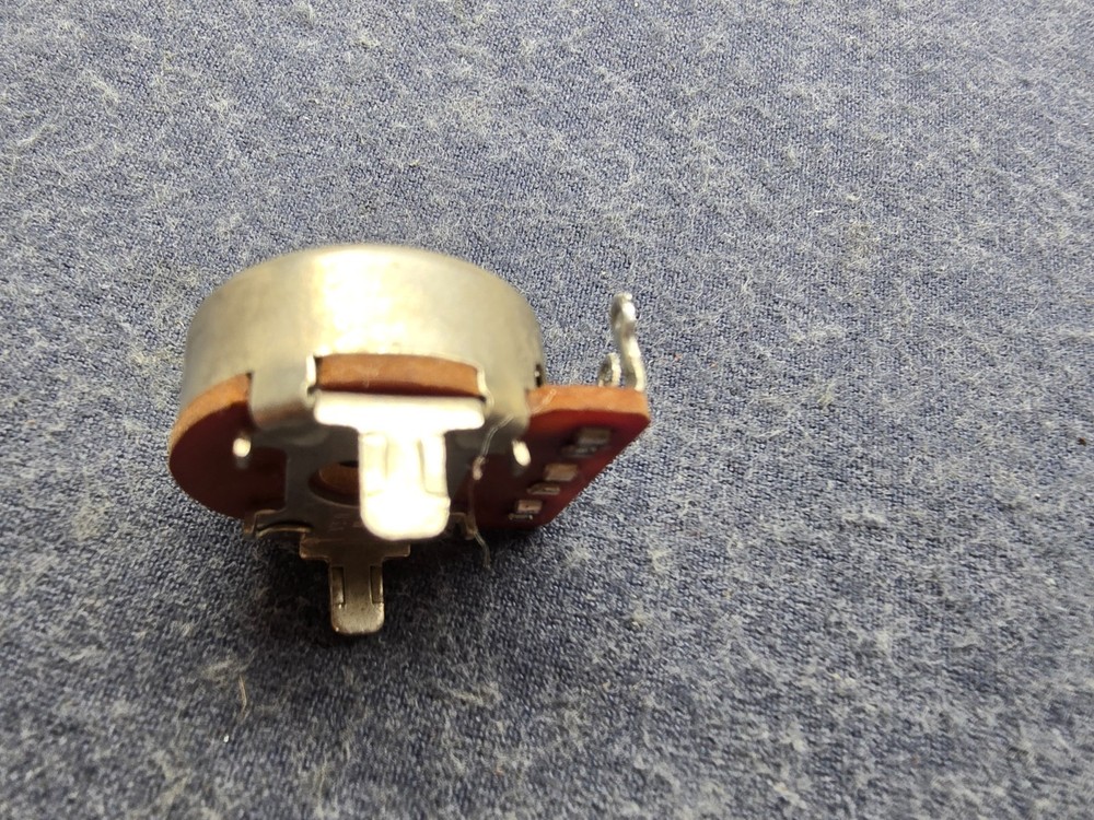Heathkit HW 100 SSB Transceiver Part - 5 Meg Ohm Potentiometer