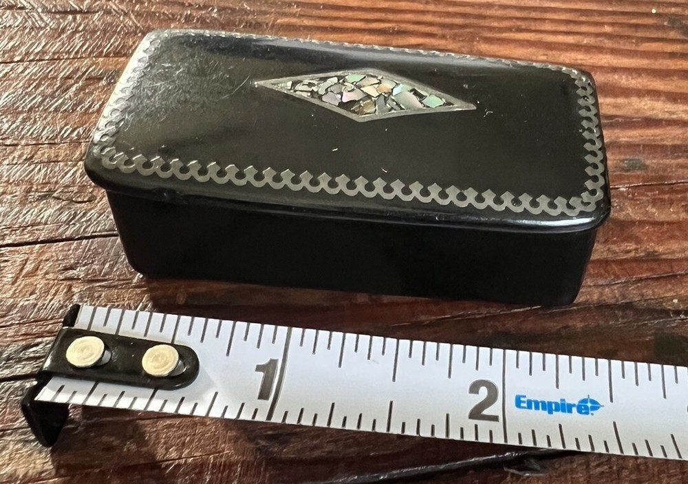 Antique Wood MOP Inlay Snuff Box