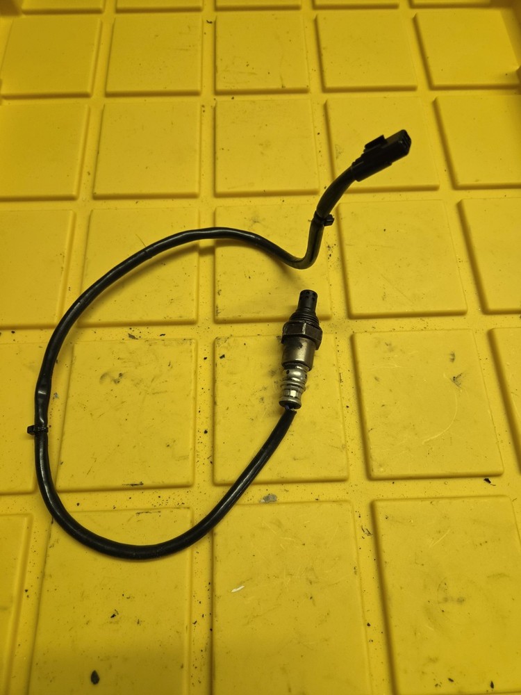 07 - 08 Yamaha R1 exhaust lambda oxygen sensor probe