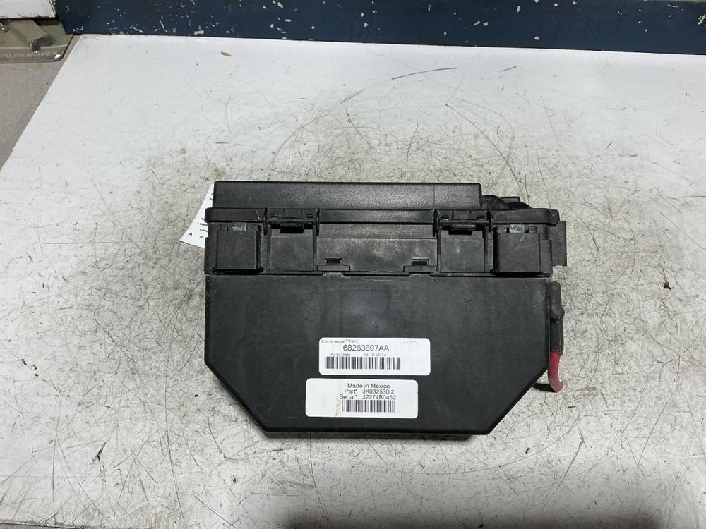 Chassis ECM Multifunction Includes Fuse Box Fits 15 WRANGLER 869458