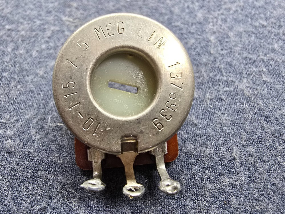 Heathkit HW 100 SSB Transceiver Part - 5 Meg Ohm Potentiometer
