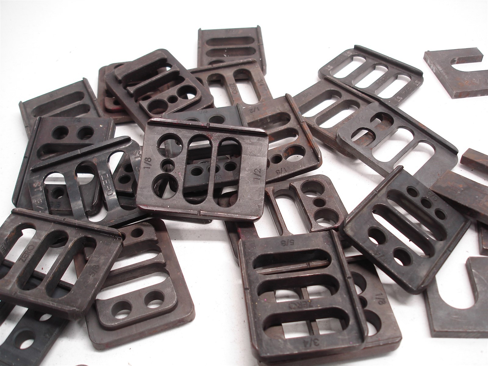 77 NASCAR LOWER CONTROL ARM ECCENTRIC SLUGS & POCKET SLUG PLATES - STEEL & ALUM