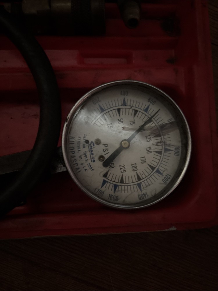 Snap-on MT307KB Compression Tester Kit Missing One Piece