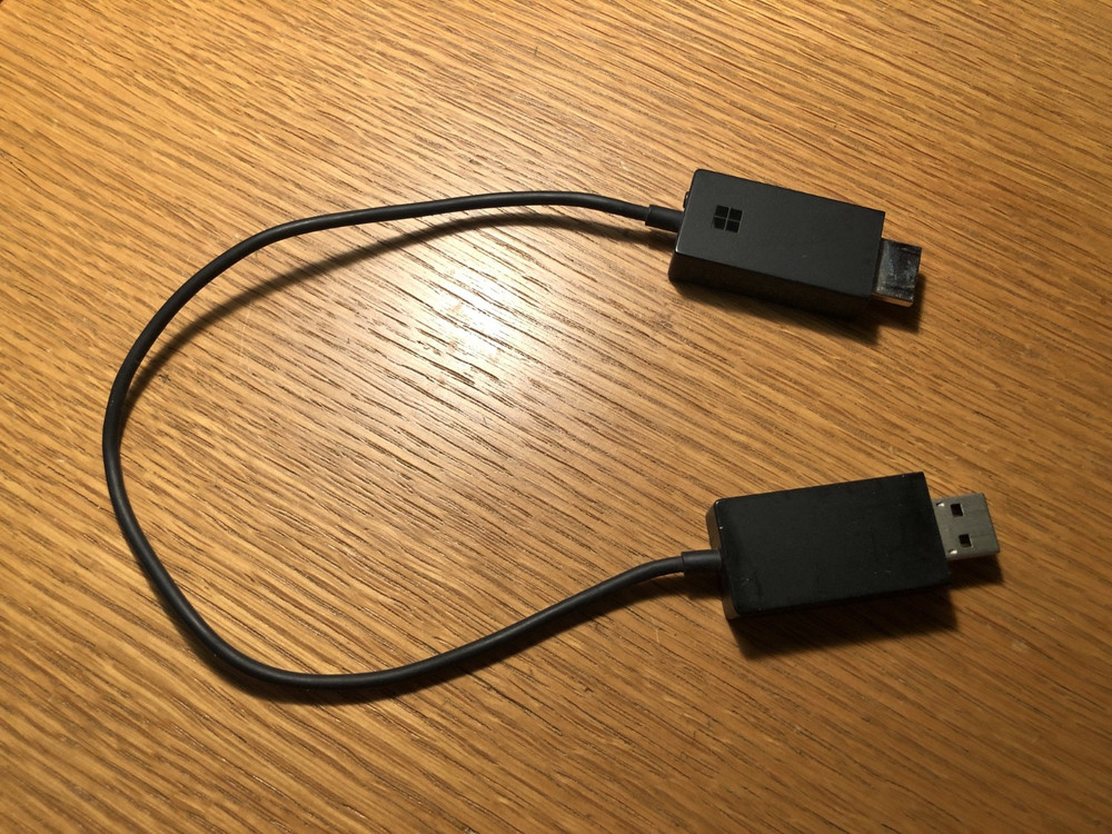 Microsoft Wireless Display Adapter - Model 1733