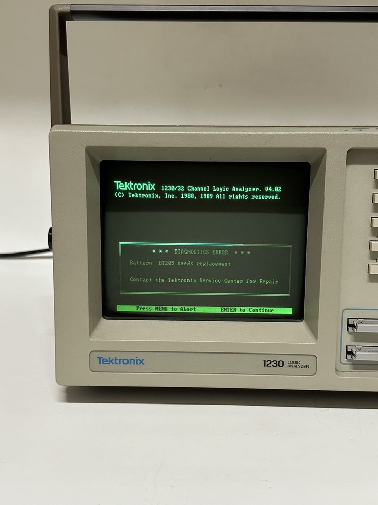 Tektronix 1230 ~ 32-Channel Logic Analyzer ~ Working / READ
