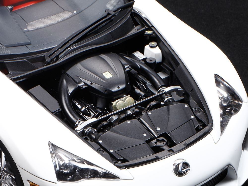 Tamiya - 1/24 Lexus LFA Plastic Model Kit