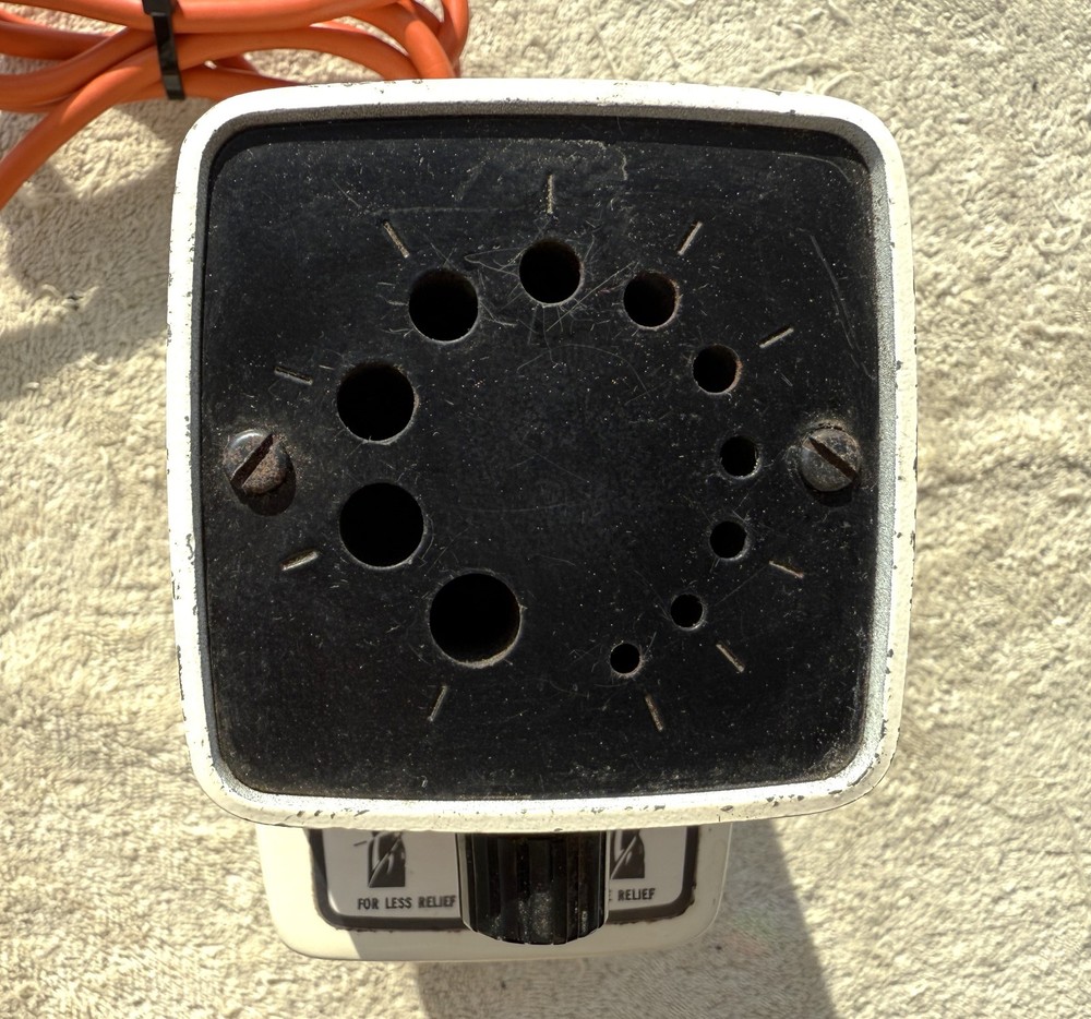 VINTAGE BLACK & DECKER DRILL BIT SHARPENER MODEL NO. 7980