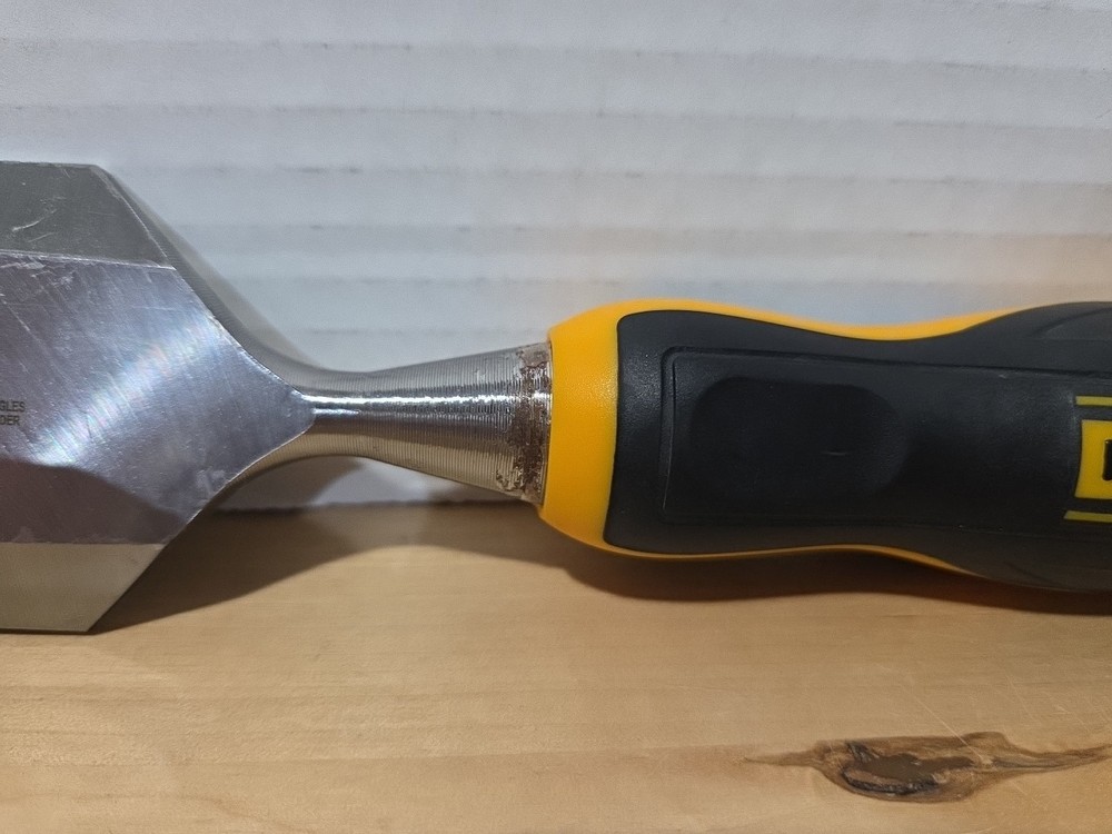 2 In. Straight Wood Chisel Dewalt