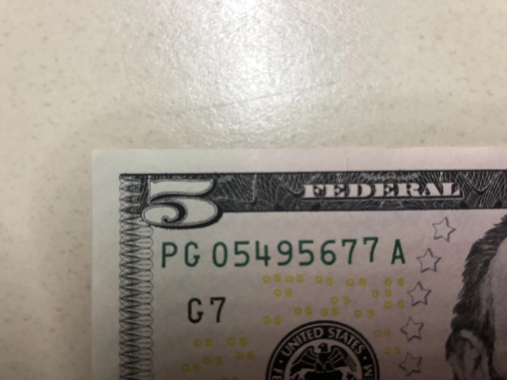 2017 Five Dollar Note With Stuck Digit (7)
