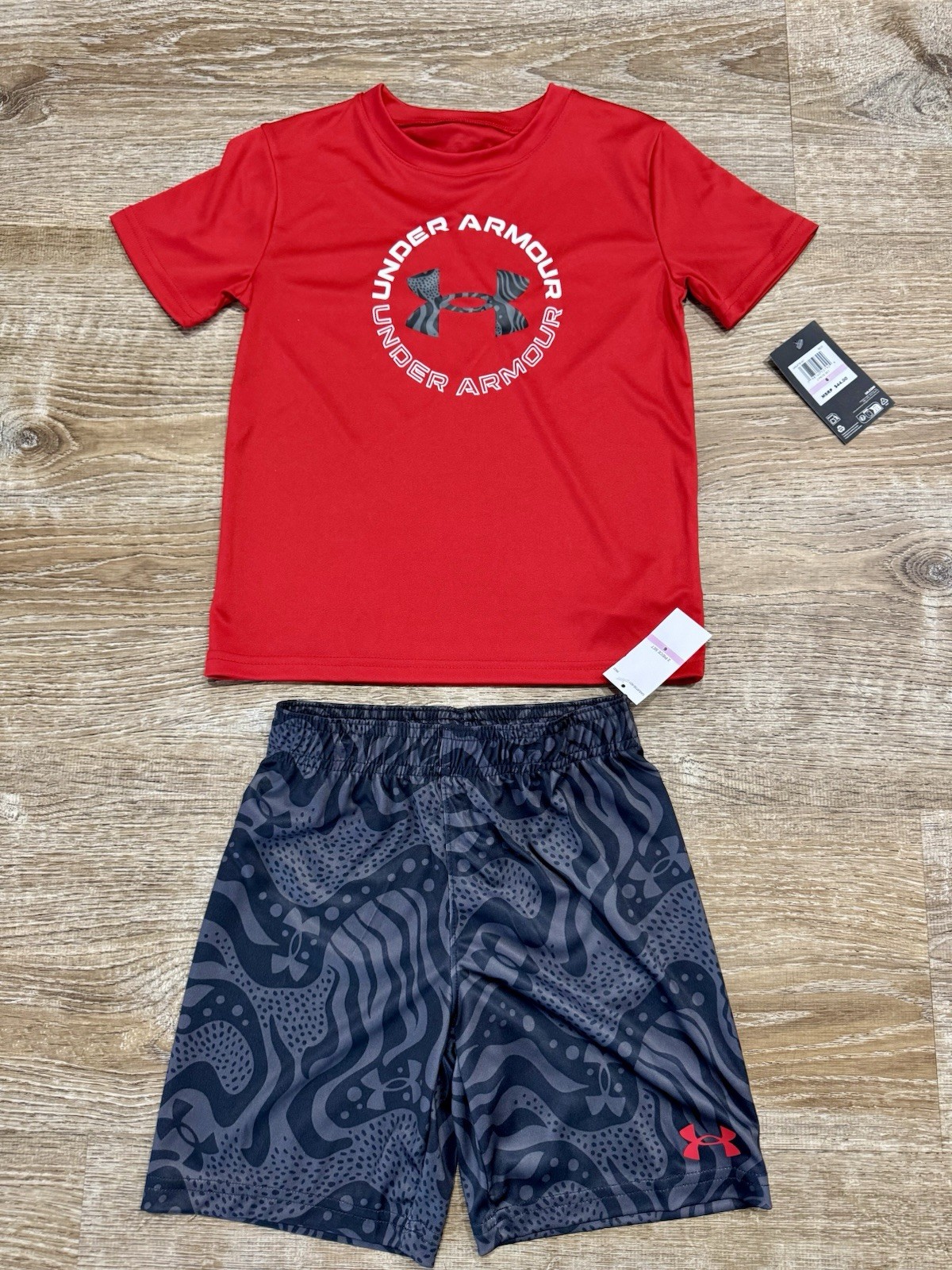 Under Armour Boys Tee and Short Set New with Tags Free Shipping