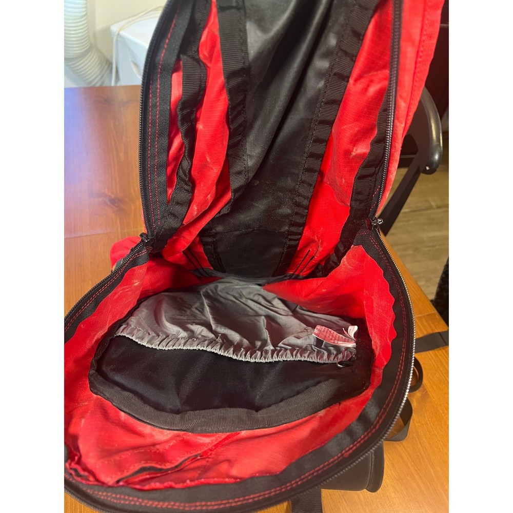 Lowe Alpine Whirlwind Backpack Hiking Daypack Red Black Lightweight