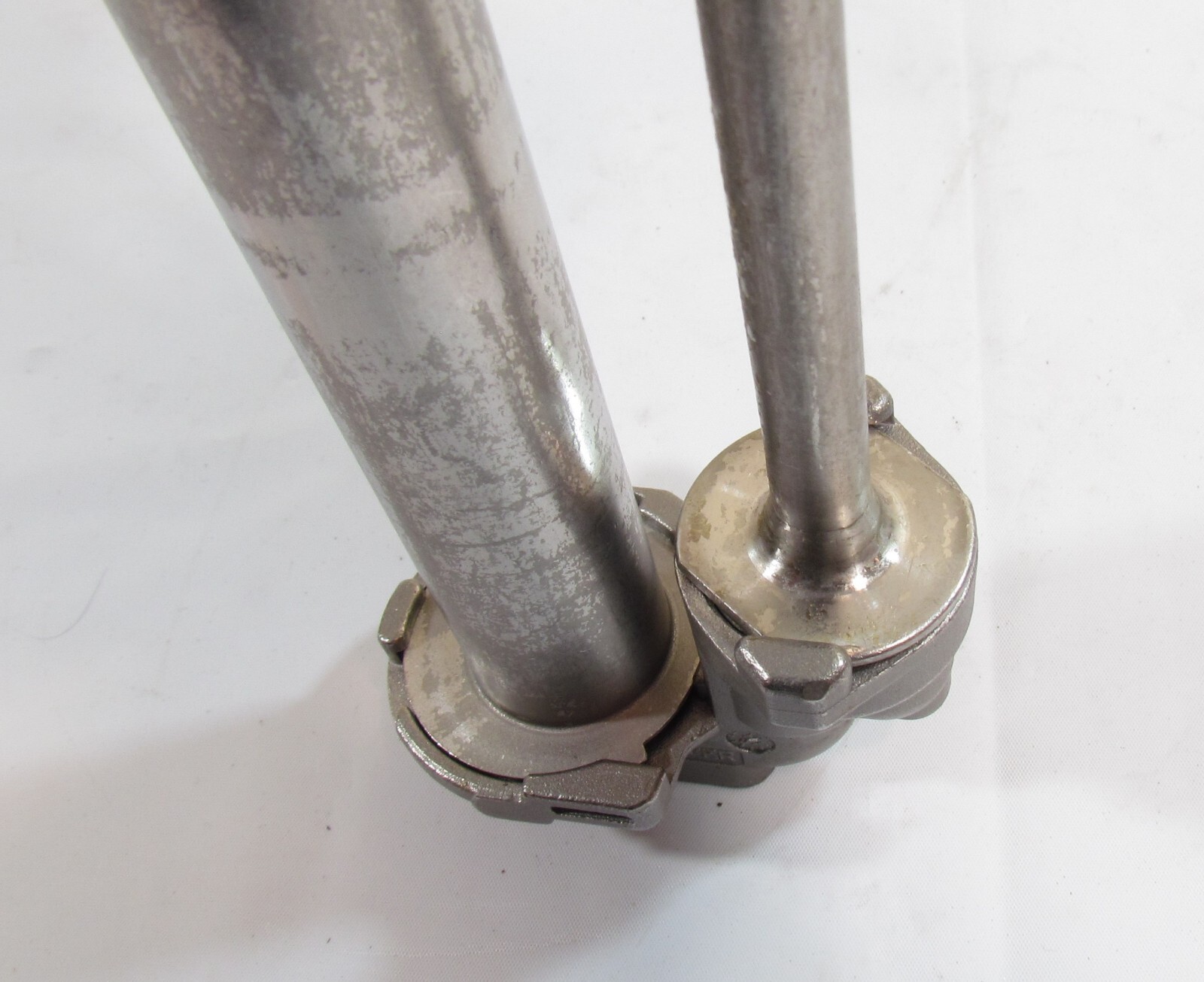 Pre-Owned Server FP-V 82120 Stainless Steel 1.25oz Pump with Lid PC3