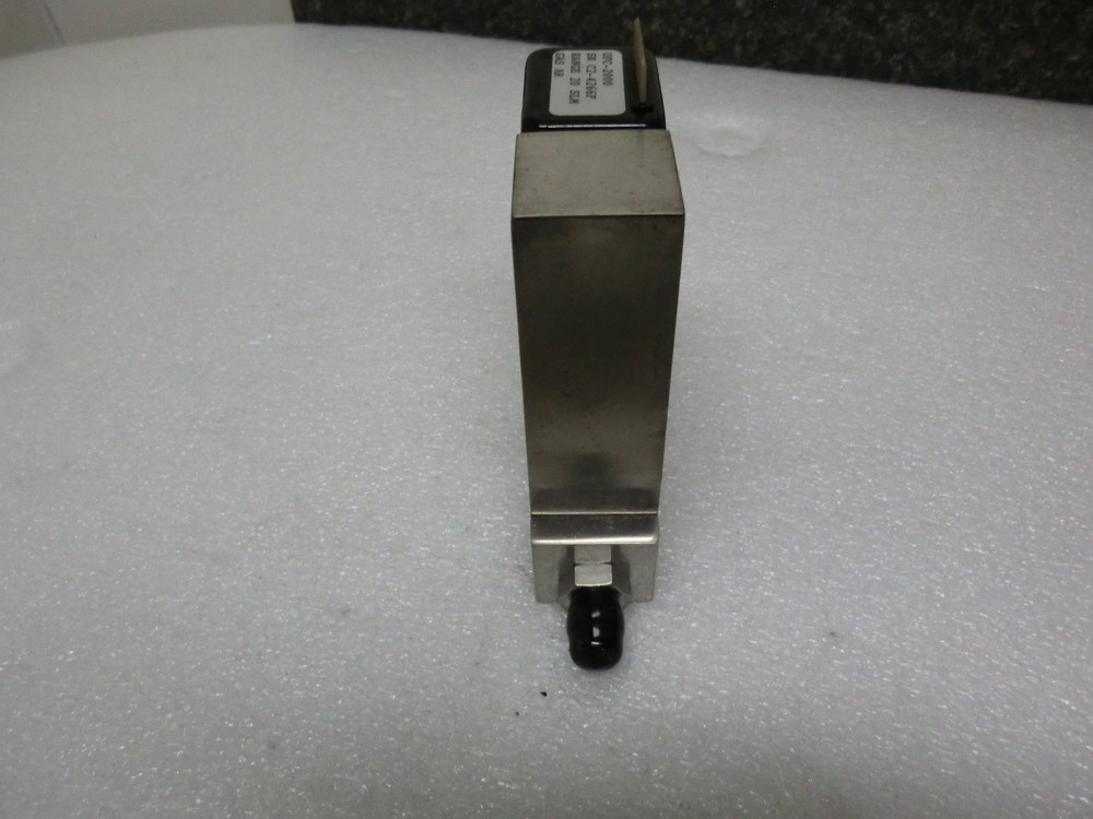 Unit Instruments Mass Flow Controller UFC-2000