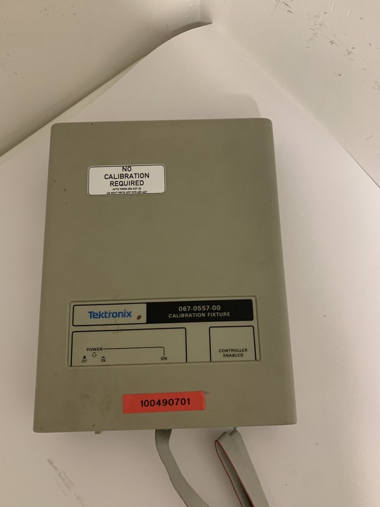 Tektronix calibration unit 067-0557-00