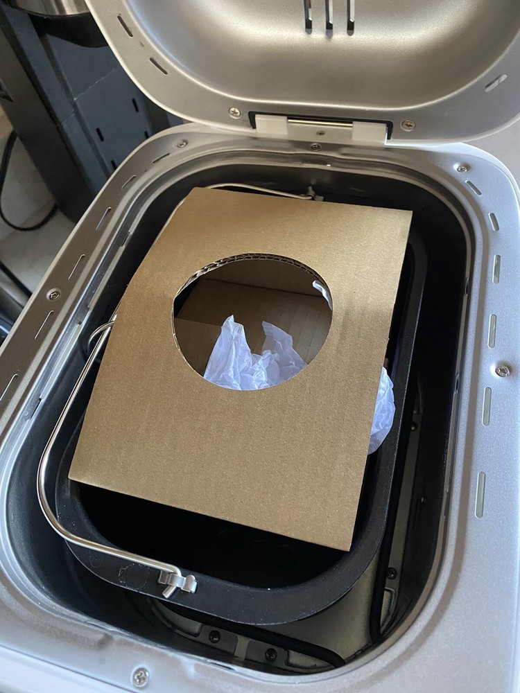 SilverCrest 850w Bread Maker with 16 Programs Breadmaker White Brown Gluten Free