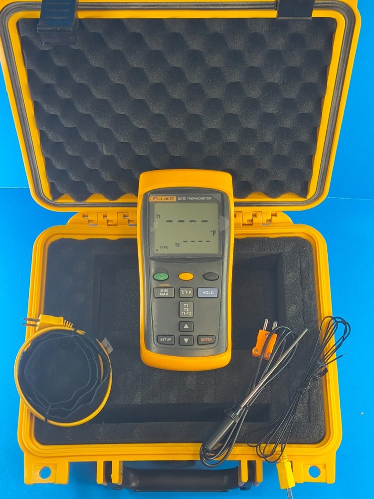 Fluke 52 II Thermocouple Thermometer Meter