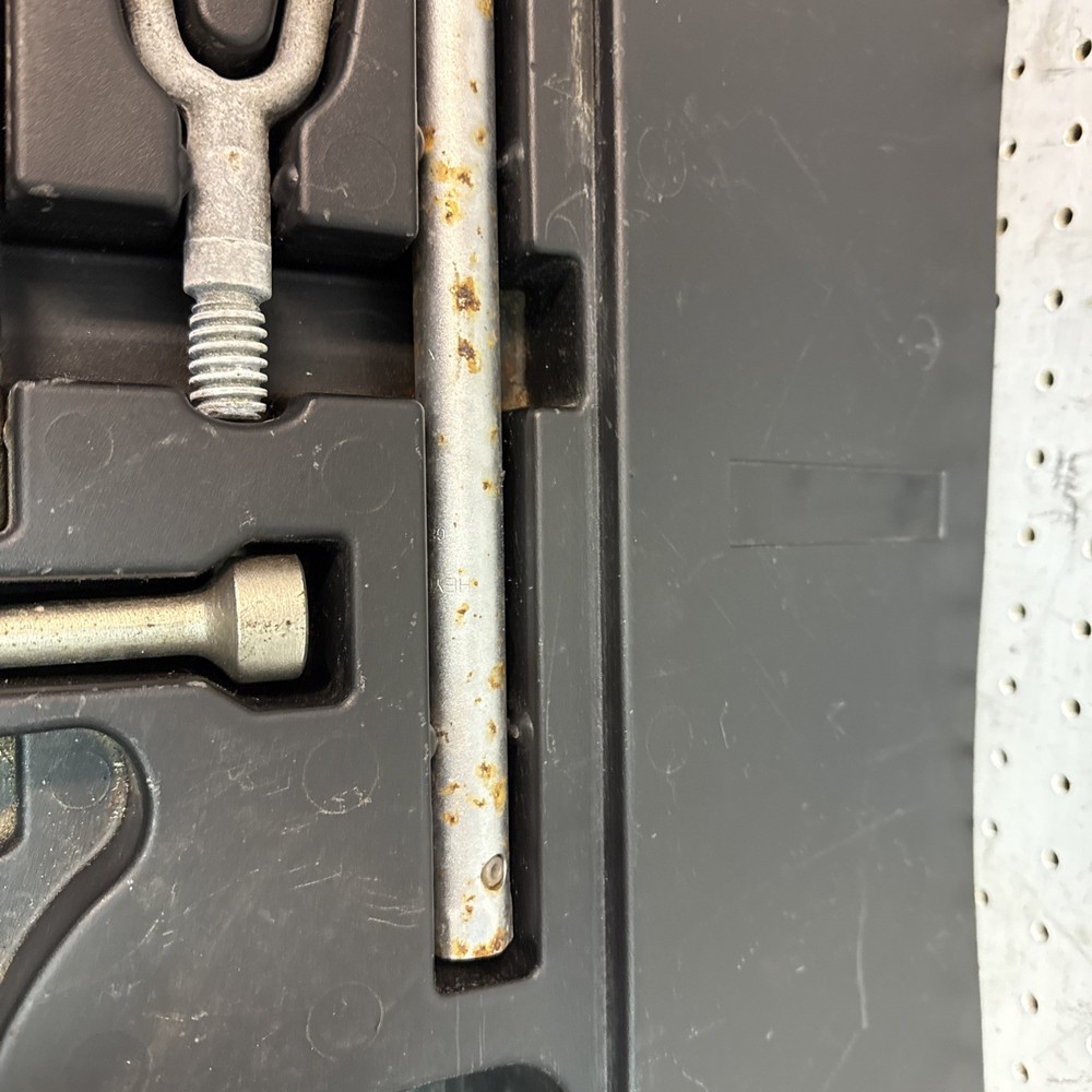 1997 E36 BMW Z3 Trunk Tool Kit Convertible Two Door Tools Jack