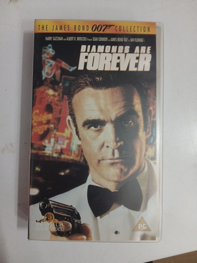 18x James Bond VHS Video Collection