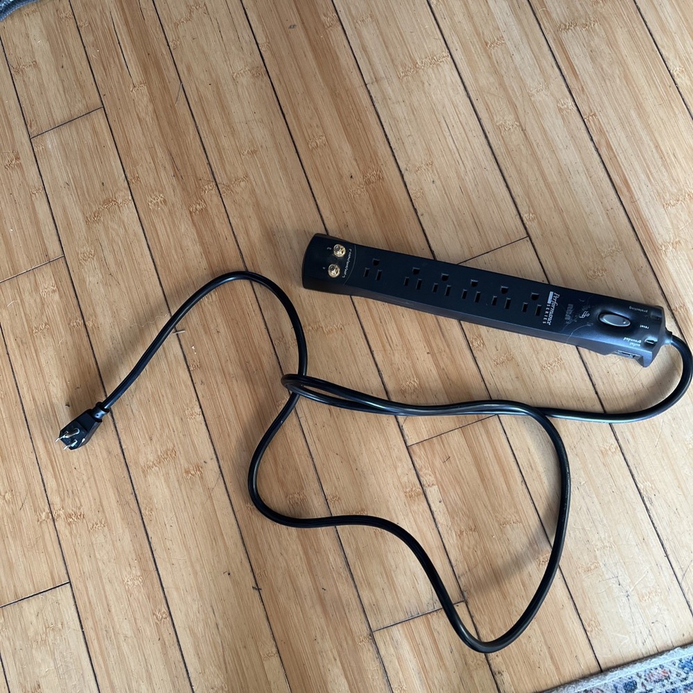 RCA SCTV2000 Transient Voltage Surge Suppressor