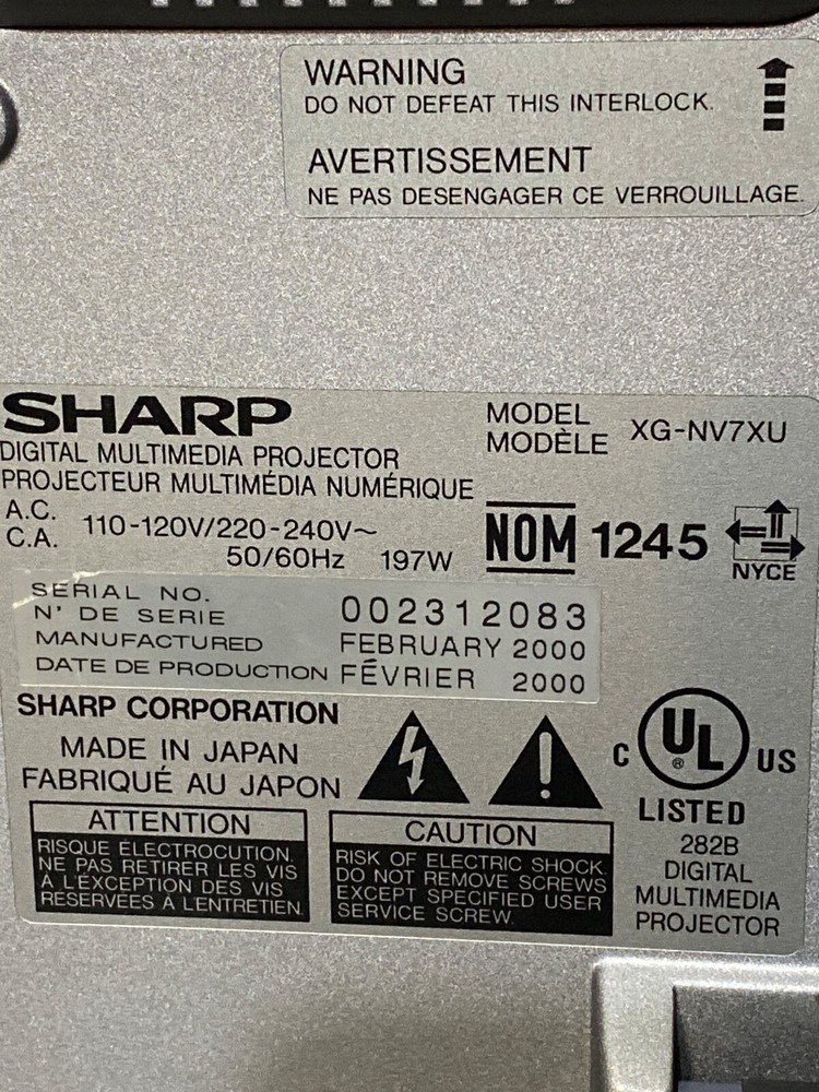 Sharp XG-NV7XU Projector Great Working Condition Notevision7 w/case & dvd player