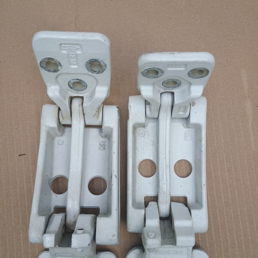 2007-2018 Sprinter Van White Right Side Rear Door Hinge Set Upper Lower Pair