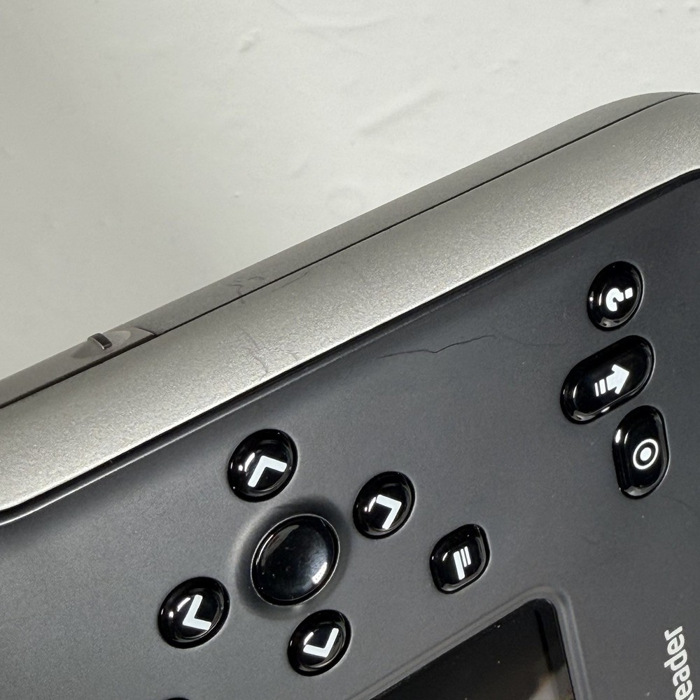 Intel Reader by Intel Health Complete Kit w Box, Adapter, Case, Etc. - Tested