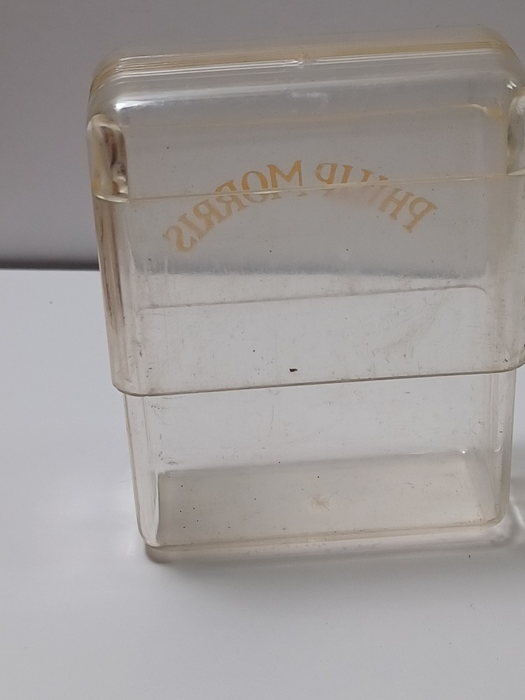 Phillp Morris Clear Plastic Cigarette Pack Case JGBx26