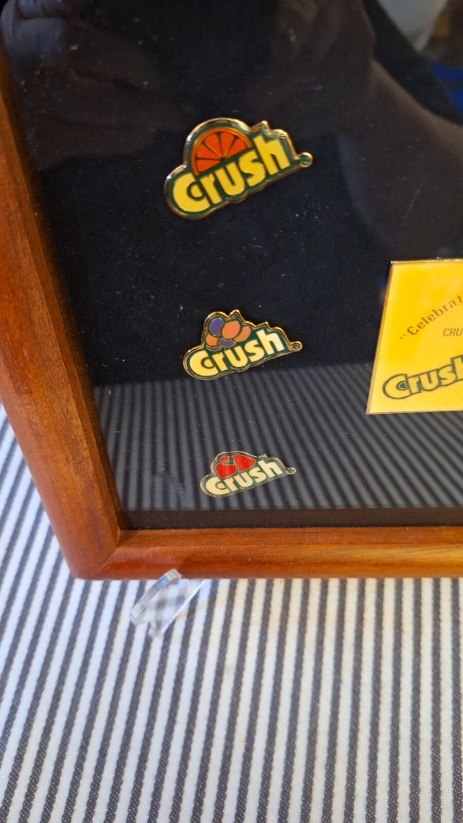 NIB VTG FRAMED ORANGE CRUSH 7 LAPEL PIN SET 1916-1986 70 YEARS SOFT DRINKS SODAS