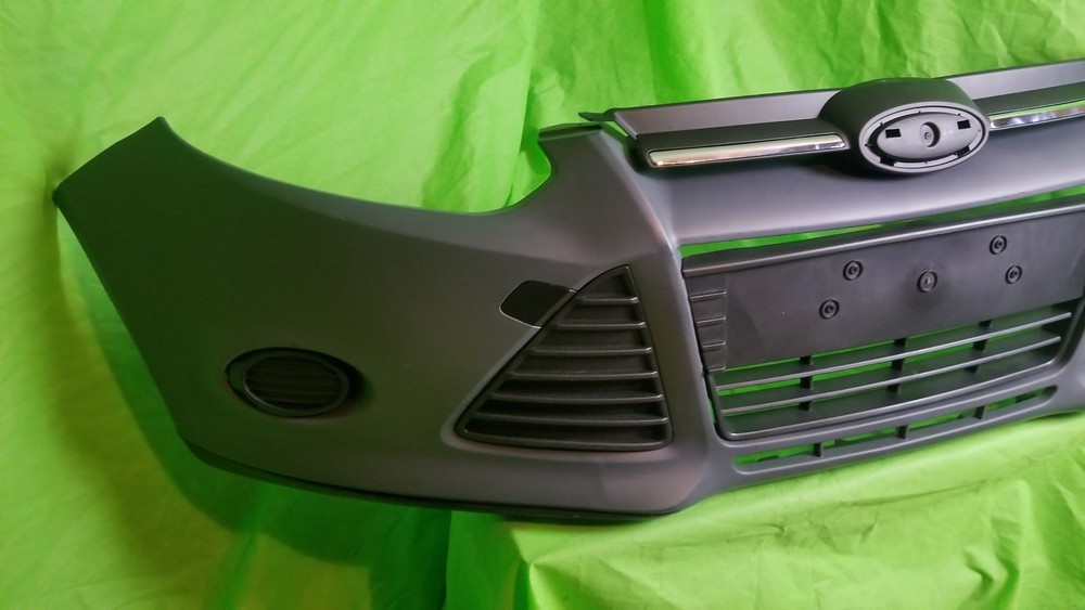 2012 2013 2015 2014 FORD FOCUS FRONT BUMPER COVER COMPLETE WITH ALL GRILLS