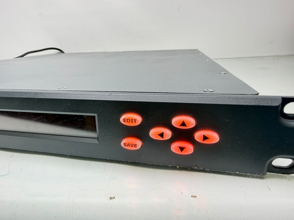 Tandberg RX8200 MPEG2 /MPEG4 SD DVB-S2 8PSK Receiver