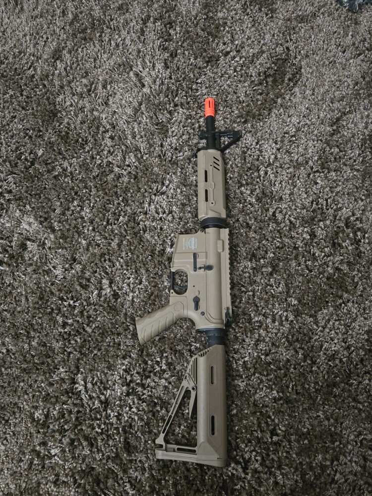 Airsoft AEG Valken M4