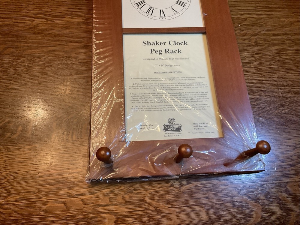 VTG SUDBERRY HOUSE SHAKER CLOCK PEG RACK DISPLAY NEEDLEWORK