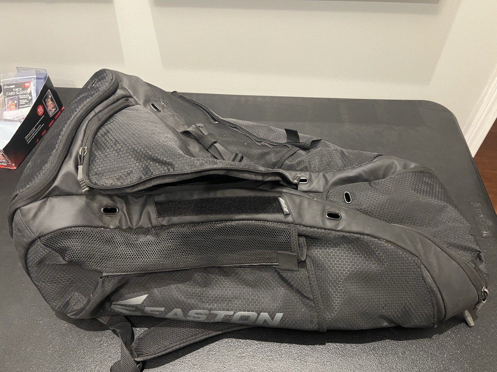 EASTON E610CBP CATCHER's BACKPACK BAG BLACK