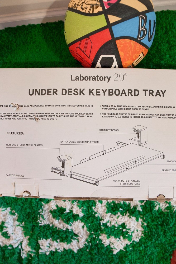 Laboratory 29 - UNDER DESK KEYBOARD TRAY