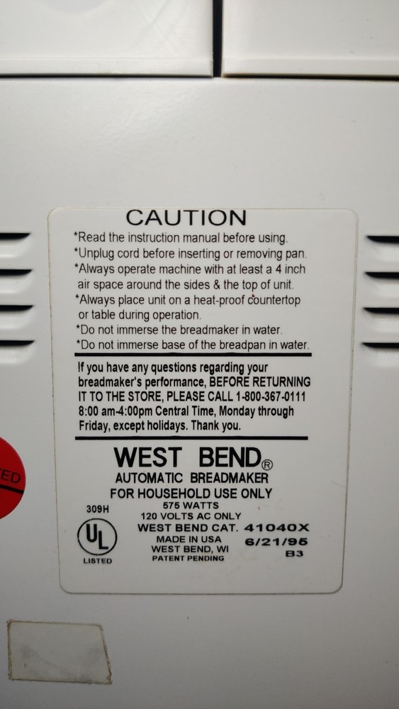 West Bend Bread & Dough Maker Model 41040X 1.5 lb Automatic Machine Tested Works