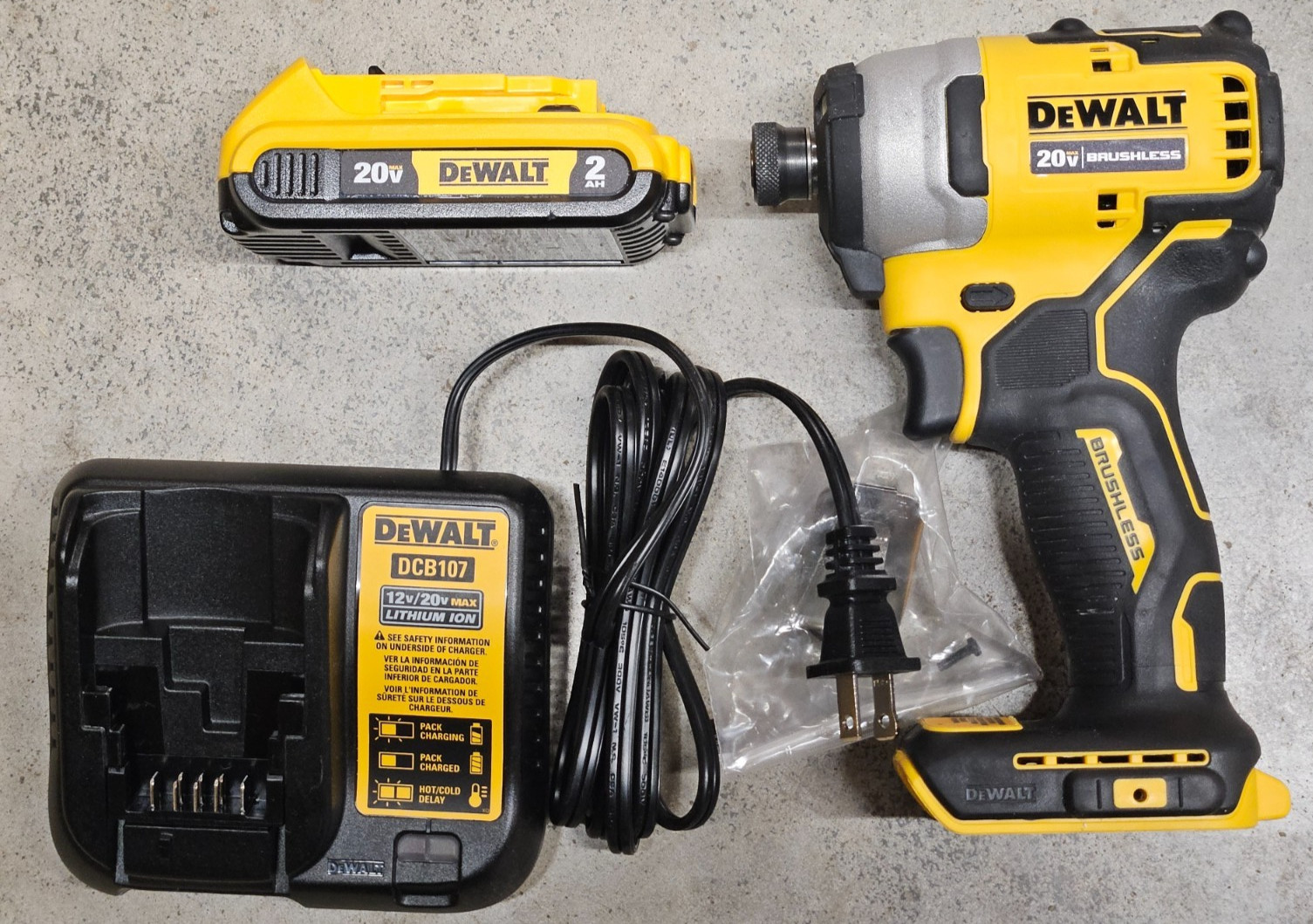 DeWalt 20V ATOMIC Brushless 1/4" Impact Driver w/ 2aH Battery Model# DCF809