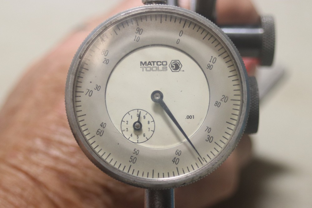 Matco Tools 0-1 Inch.001 Dial Indicator with Magnetic base