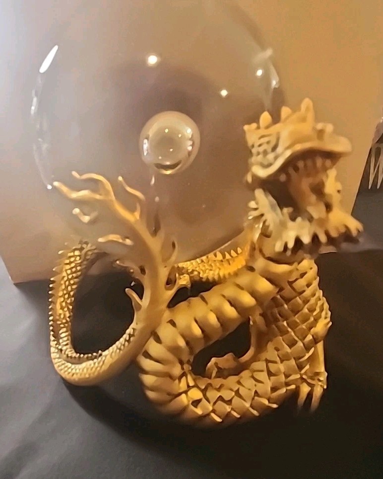 UNIQUE GOLD CHINESE DRAGON Franklin MintCrystal Ball Murano Figurine R537