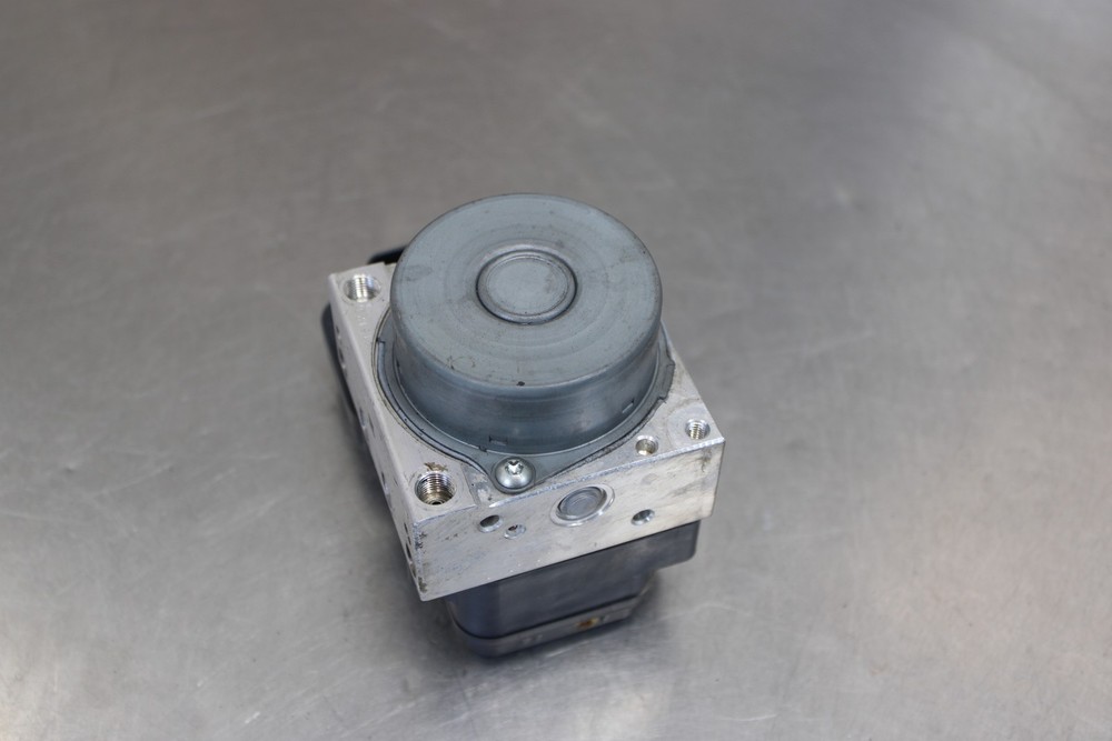 09-20 YAMAHA VMAX 1700 VMX1700 ABS PUMP UNIT MODULE