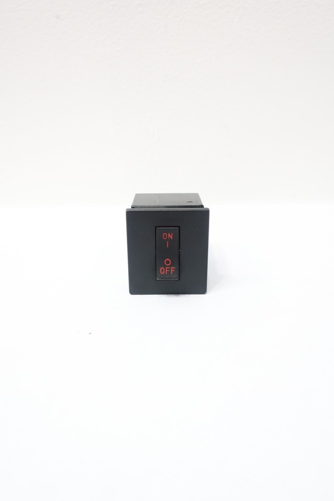 Carling Technologies ME2-B-34-615-1-A36-B-C Switch