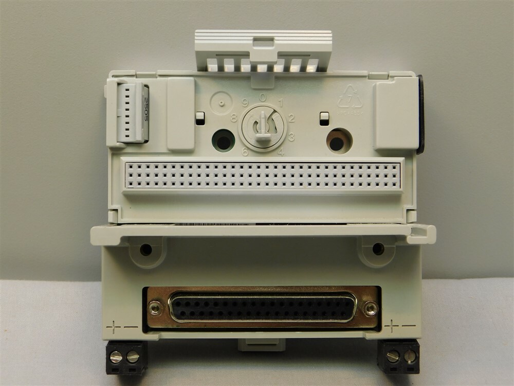 Allen Bradley 1794-TB37DS FLEX D-Shell Input/Output Terminal Base Unit