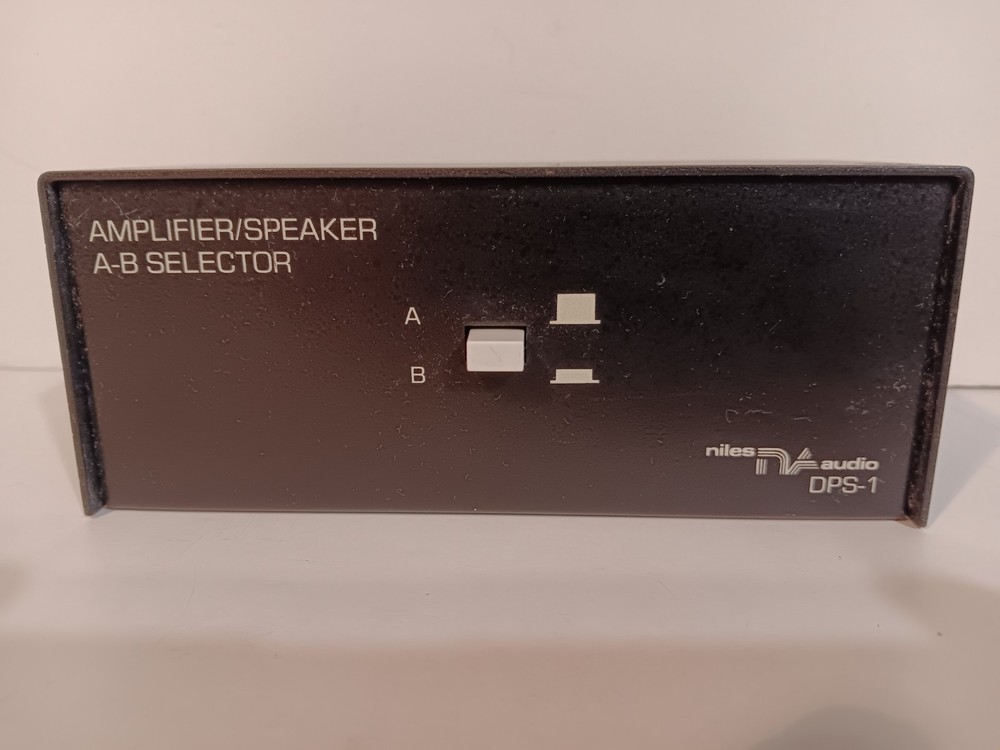 Niles DPS-1 Manual Speaker/Amplifier A-B Audio Selector Switch (Tested)