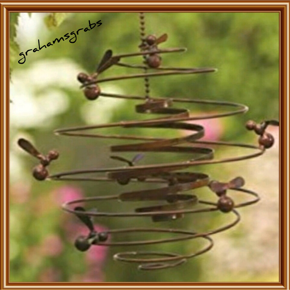 ANCIENT GRAFFITI DOUBLE SPIRAL BEE HIVE WITH BEES AG87018 GARDEN YARD ART DECOR