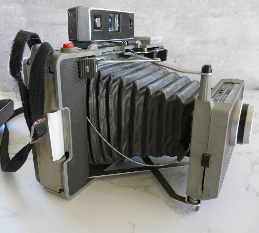 Vintage Polaroid Land Camera 440 Untested