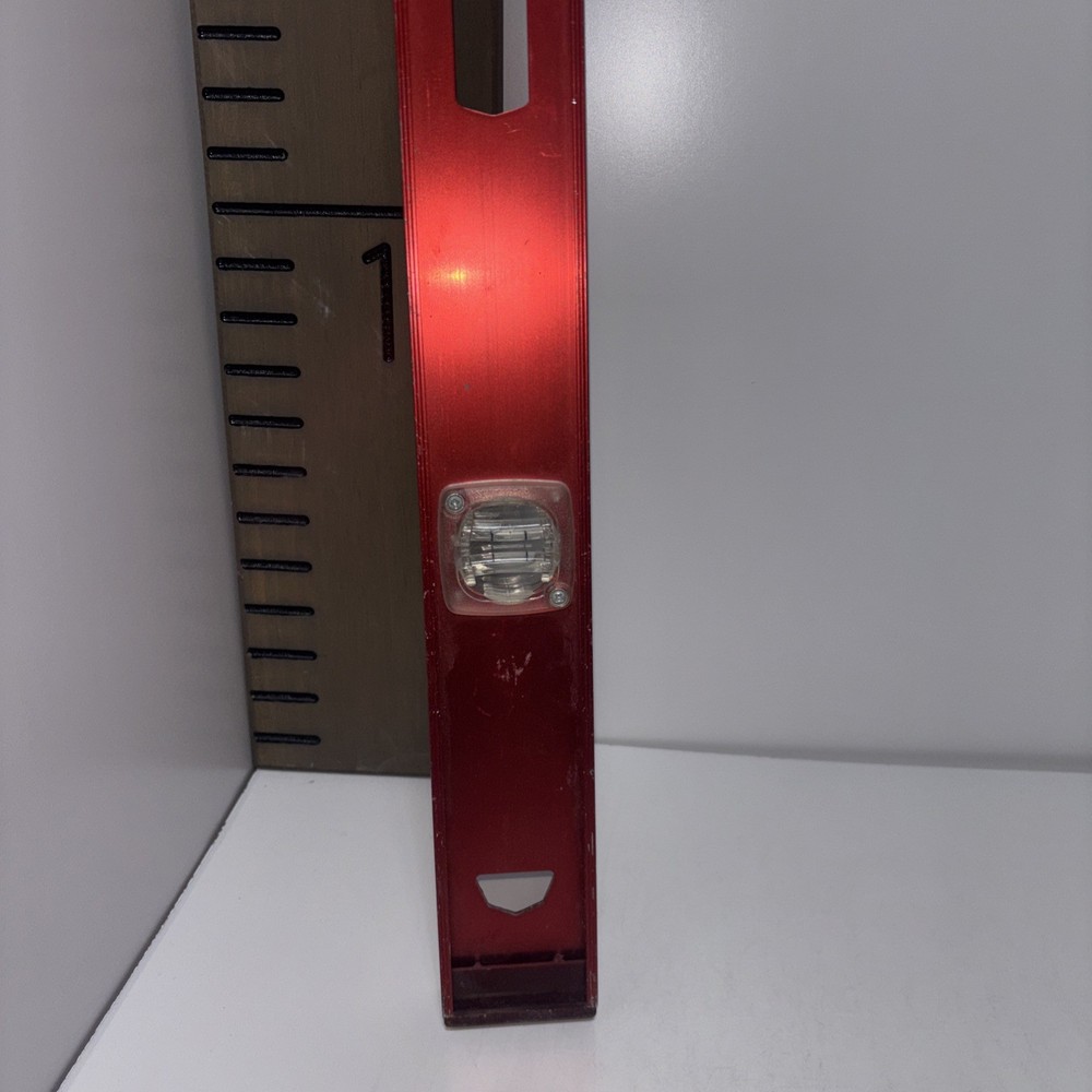 Johnson Level & Tool 48” Contractor Level With Hard She’ll Case