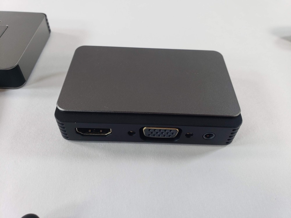 Wireless HDMI Transmitter and Receiver 4K Wireless HDMI Extender, Brown